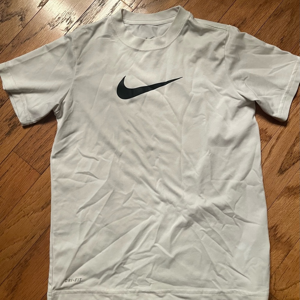 Nike kids White Short Sleeve Tee